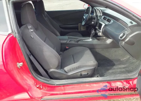 2015 Chevrolet Camaro 1Lt из США, поврежденный, VIN 2G1FD1E33F9252047